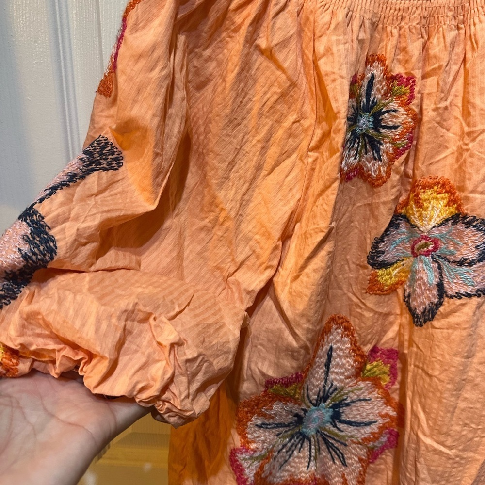Maeve Anthropologie Peach Floral Embroidered Puff Sleeve Top Size XS - Picture 8 of 9